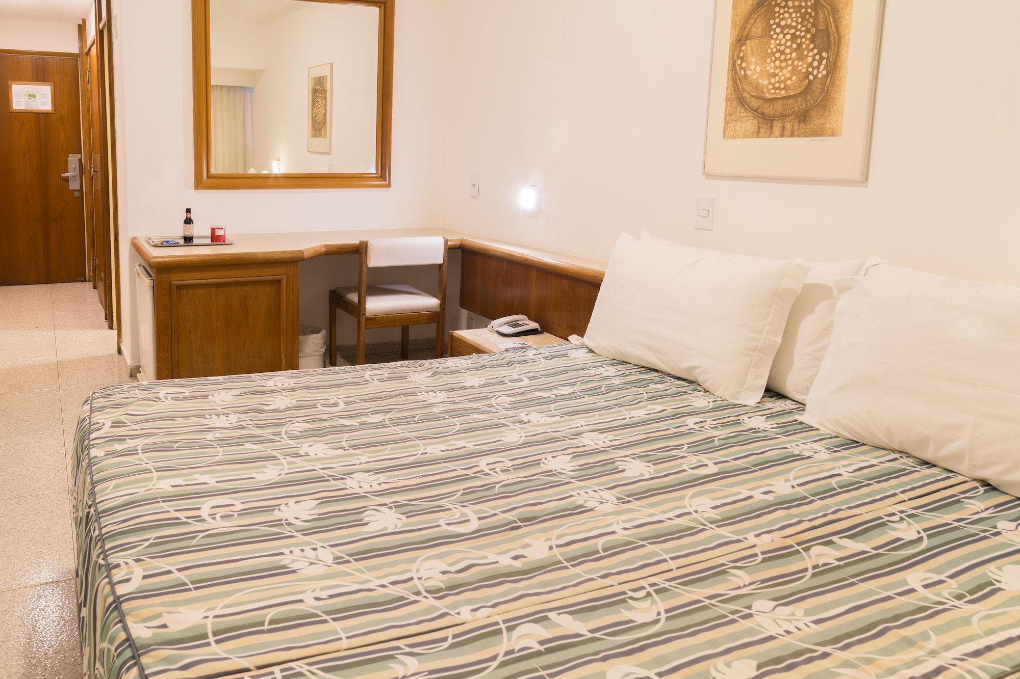 Hotel Bandeirantes Рио де Жанейро Екстериор снимка