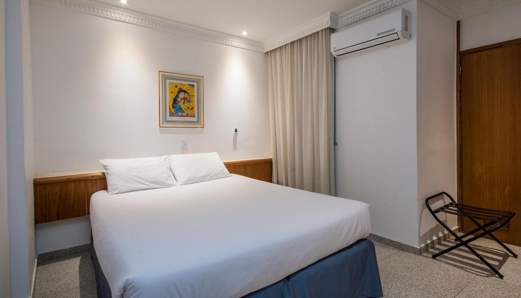 Hotel Bandeirantes Рио де Жанейро Екстериор снимка